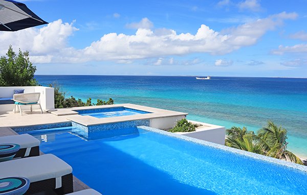 Hot tub, pool and Hot tub at Sea Villa, Long Bay Villas