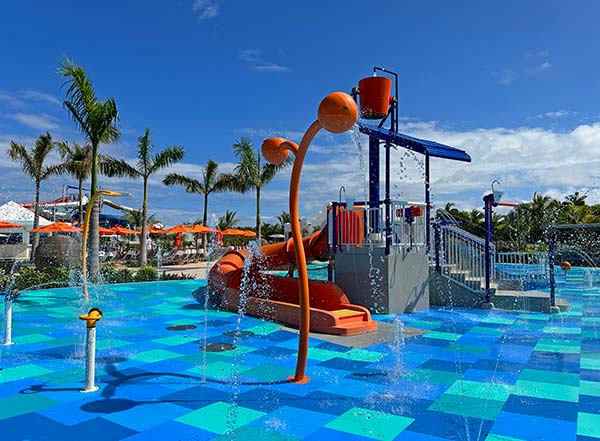 splashpad entertainment park aurora