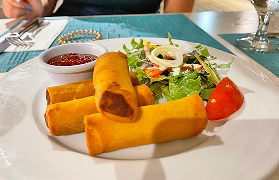 Fried spring rolls at Madeariman