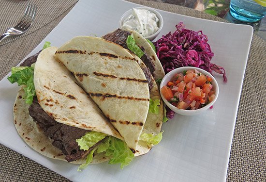 zemi beach tacos at 20 knots restaurant