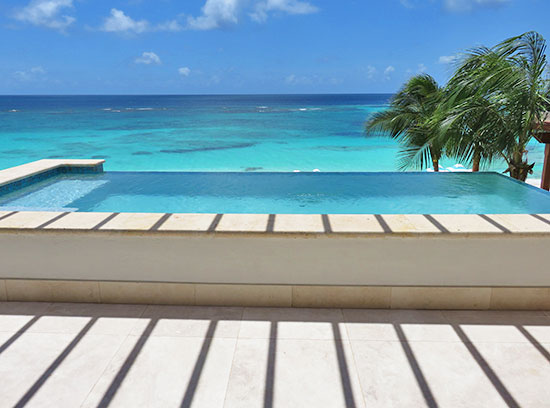 beachfront infinity pool at zemi beach