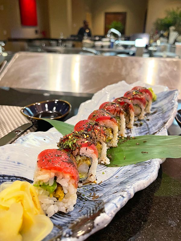 lobster roll at tokyo bay