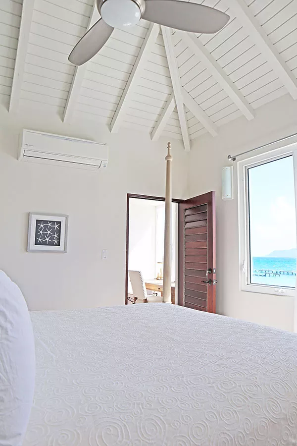 Beach Escape Villa bedroom 
