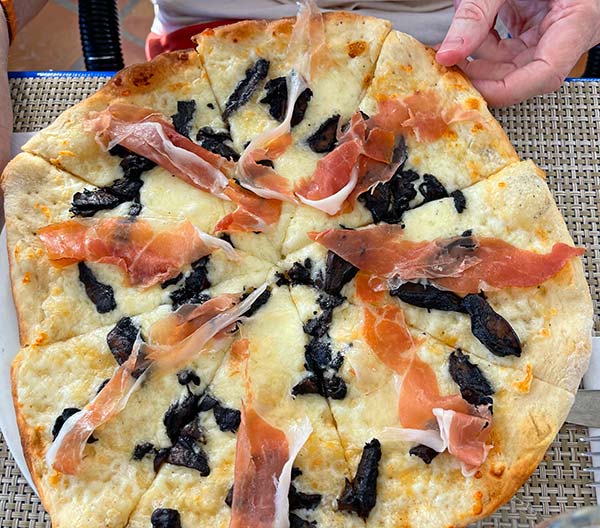 white herb pizza at Trattoria Tramonto