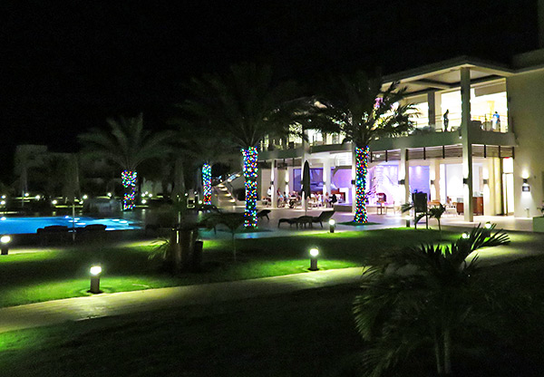 the yacht club restaurant