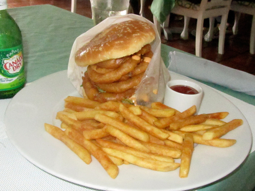 yumyum crybaby burger