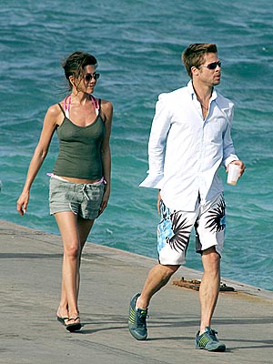 Jennifer Aniston and Brad Pitt in Anguilla<br>Photo From: People.com